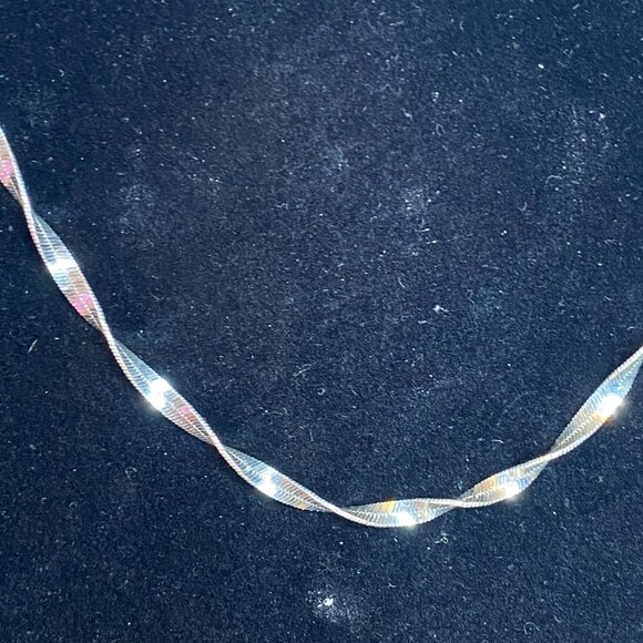 30” Sterling Silver 925 Necklace - Twisted Design (Milor Italy, 12.16g) Jewelry - Picture 4 of 6